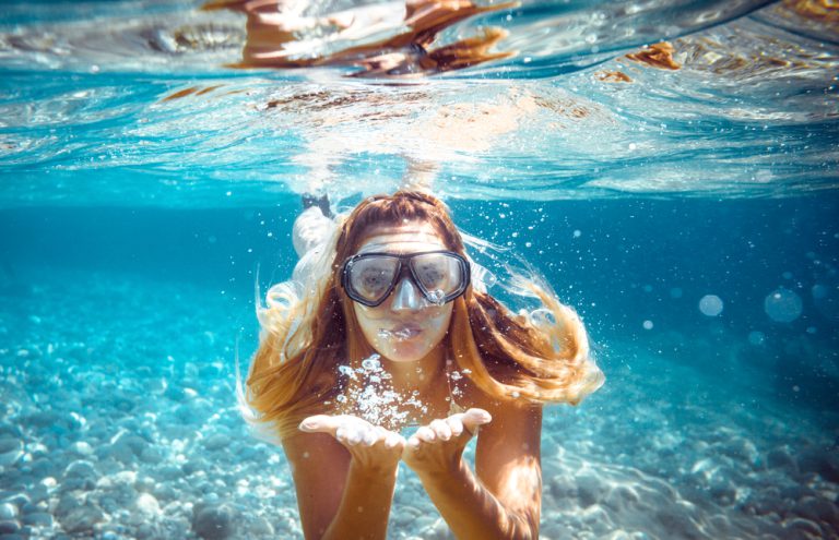 Hop on our half day Lanai snorkel tour and experience Maui’s best snorkeling.