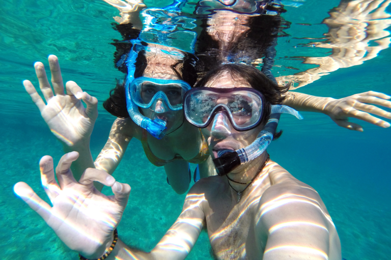Dry Snorkel Vs. Semi-Dry: What’s The Difference?