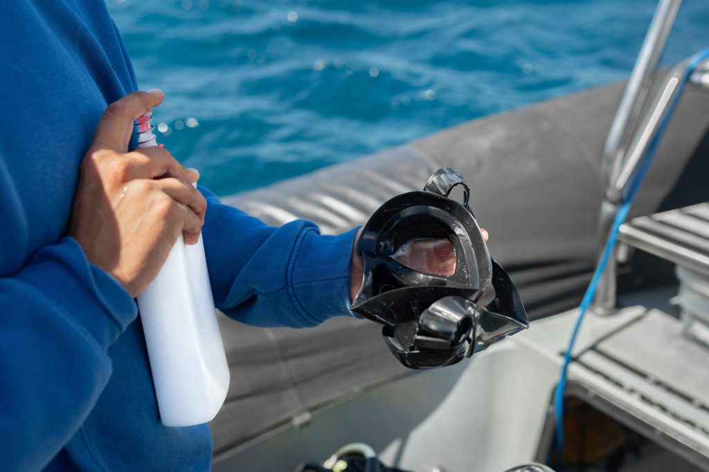 How To Keep Your Snorkel Mask From Fogging During Your Tour